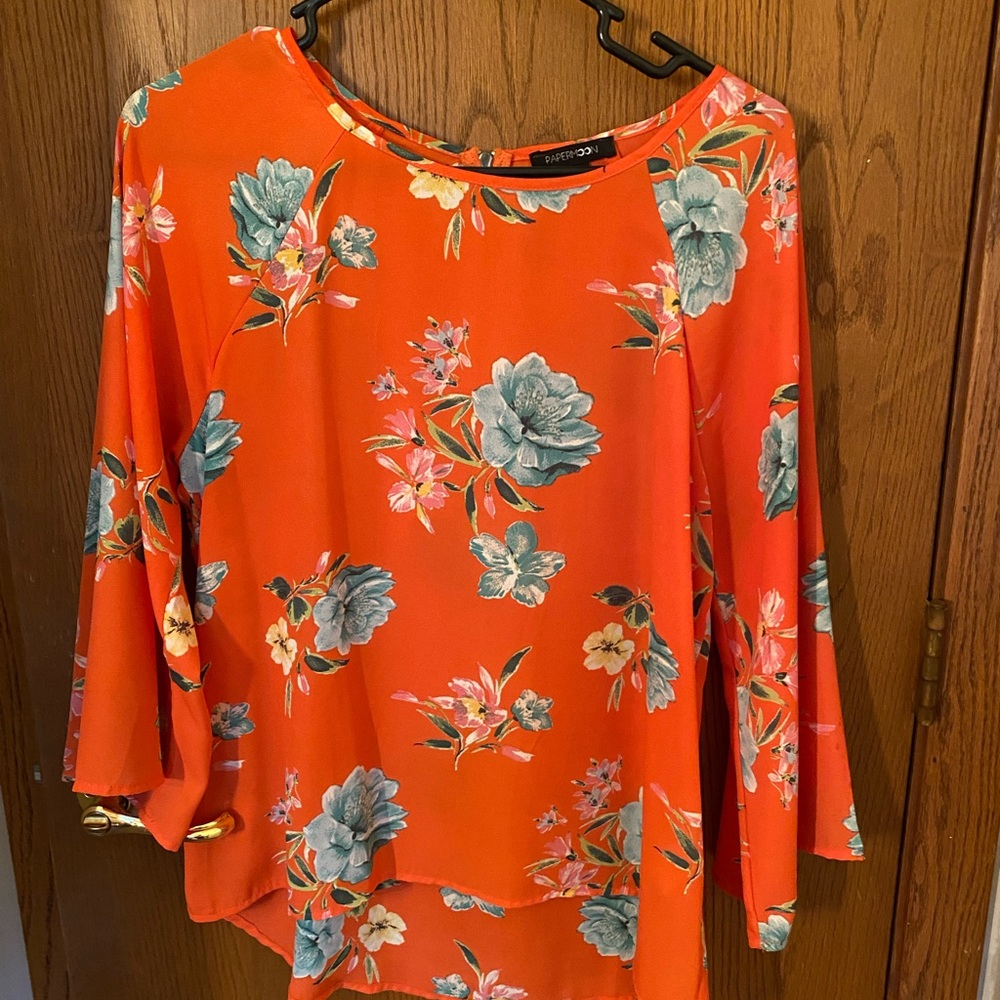 Papermoon brand blouse. Floral. Medium.